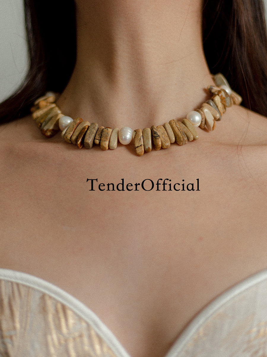 Volcanic Echoes – Natural Stone & Pearl NecklaceNatural  Baroque Pearl × Original Design